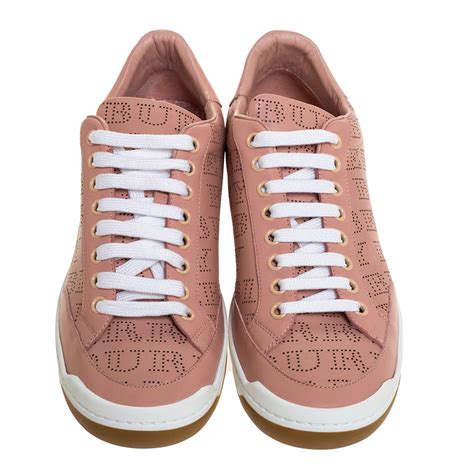 Burberry pink shoes